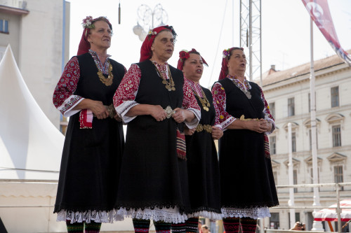 Bugarska: 
Folklorni ansambl ‘Bistrica’ (50. MSF Zagreb, 2016.)