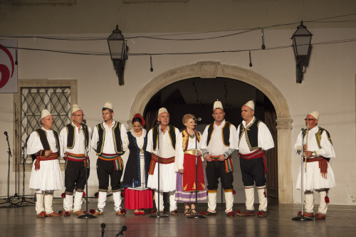 Albanija, “Bilbili”, Vlorë, (52. MSF Zagreb, 2018.), pozornica Gradec