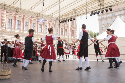 ITALIJA ARAGONA – SICILIJA Associazione culturale „Triscele“ (51. MSF Zagreb, 2017.)