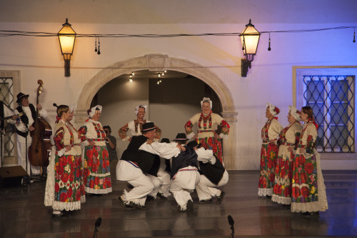 Graberje  Kulturno-umjetnička udruga „Seljačka sloga“ (51. MSF Zagreb, 2017.), pozornica Gradec